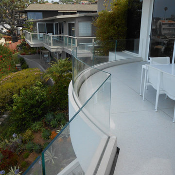 Curved Glass Railing & Fencing - Beautiful Balconies Railing