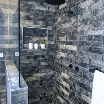 Modern Industrial Chic: Urban Property Developers' Exquisite Bathroom Design