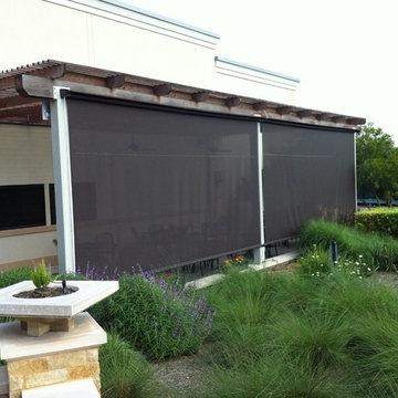 Retractable Screens and Window Walls