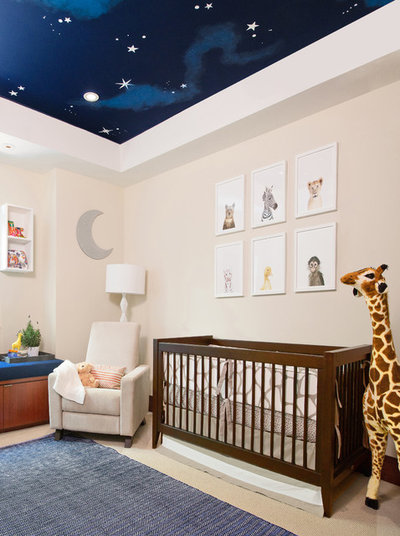 Современная классика Комната для малыша by Little Crown Interiors