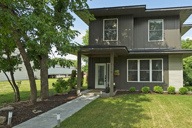 Inspiration for a modern home design remodel in Minneapolis