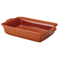 Contemporary Baking Dishes by Meyer Corporation