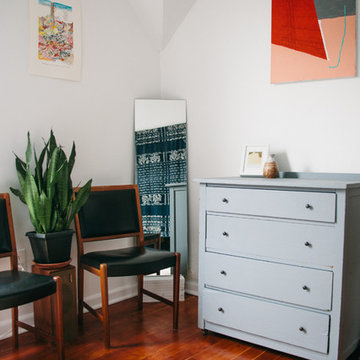 My Houzz: Minimalist Style and Original Art for a Seattle Home