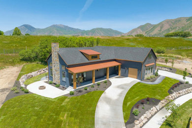 Inspiration for a craftsman exterior home remodel in Salt Lake City