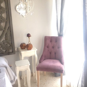 habitación de estilo romántica con toque árabe