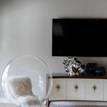 Mid-Century Meets Las Vegas Glam