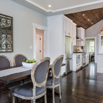 Enchanting Glenview "Treehouse"