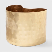 Planters / Baskets / Plants