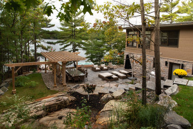 Design ideas for a side yard landscaping in Toronto.