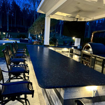 Outdoor Kitchen - Patio - Cambridge Pavers, Muttontown, NY 11545
