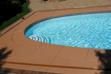 Inspiration for a pool remodel in Chicago
