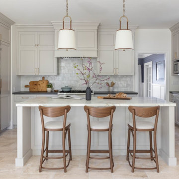 Comfortably Classic Family Kitchen