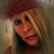 Anneva Johns's photo