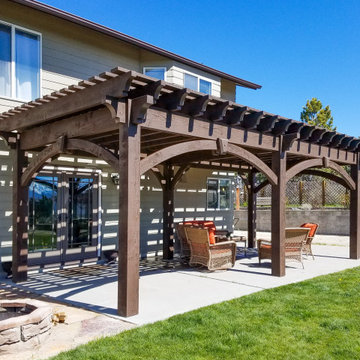 Entertainment Size | Six-Post Pergola — Wood-to-Wood Connections