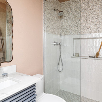 Modern Minnow Hall Bathroom