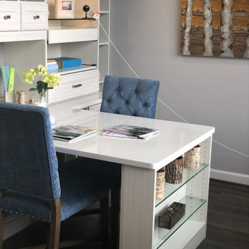Contemporary White Home Office: A Tailored Workspace Design