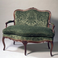 settee