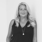 Deborah Christie's photo