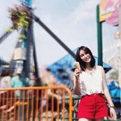 Julie Jun Li's photo