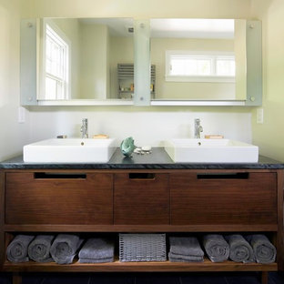 75 Beautiful Midcentury Modern Bathroom With Soapstone