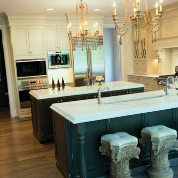 Traditional/Transitional Kitchen in Maple, Melted Brie and Vintage Truffl