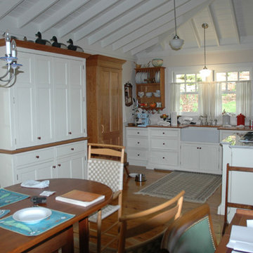 Shaker Style Room for Living