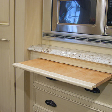 Elegant Kitchen Remodel - Pullout Cutting Board