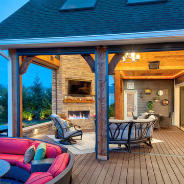 Eagle Creek Outdoor Living Space