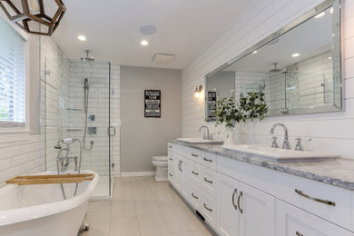 Inspiration for a transitional bathroom remodel in Vancouver