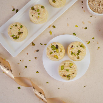 Buy Best Soan Papdi Online | Maakhanbhog Indian Sweet Shop