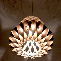 Carrer Valencia 1: Esencia modernista - Pendant Lighting