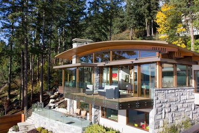 Modern exterior home idea in Vancouver
