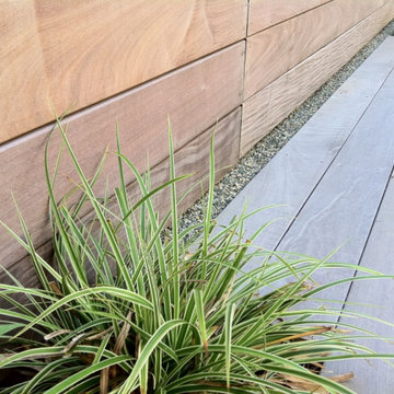 Narrow Townhouse Garden