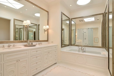 Inspiration for a timeless bathroom remodel in Chicago