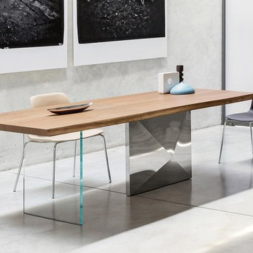 Modern Italian dining tables