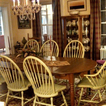 Casually Elegant Dining Chairs
