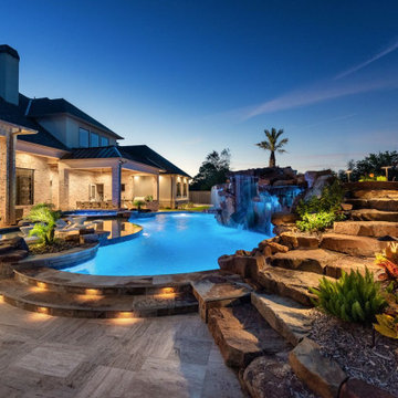 Swimming Pools & Out dooor Living