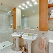 Parents bathroom