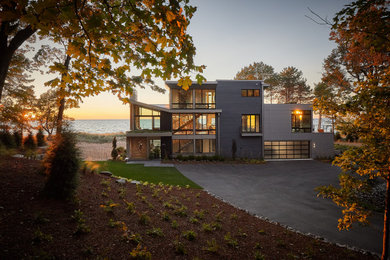 Contemporary exterior home idea in Chicago