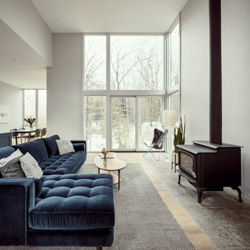 Green Camp - Modern Living Room
