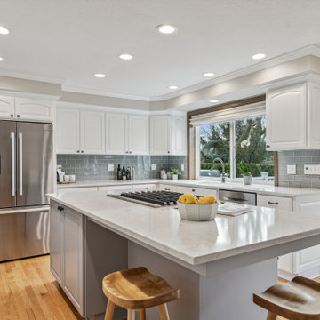Raleigh Hills Transitional Kitchen & Primary Bath