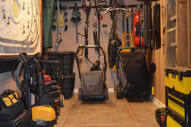 Example of a garage design in Other