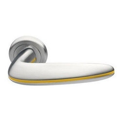 Carmen Handle by Manital - Door Hardware