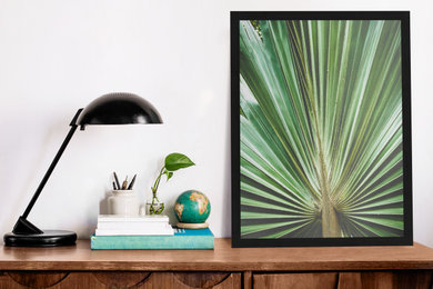 Inspiration for a tropical bedroom remodel in Wilmington