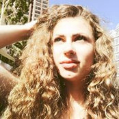 Ava Sigman's photo