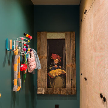 L'aile des enfants d'un appartement familial parisienpapie