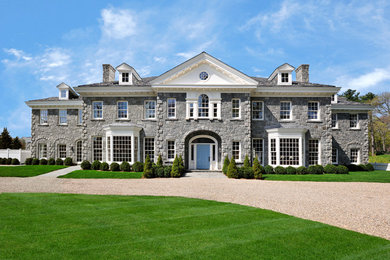 Home design - traditional home design idea in New York