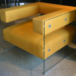 Showroom Pieces - Armchairs And Accent Chairs