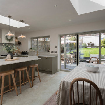 Our Brand New OB-36⁺ Soho Bifold paired with our OI-30 Internal Door