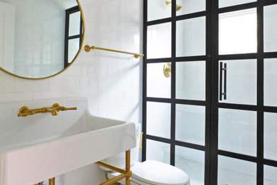 Example of a bathroom design in Houston